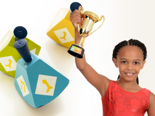 a girl holding a trophy, sevivonim in the background